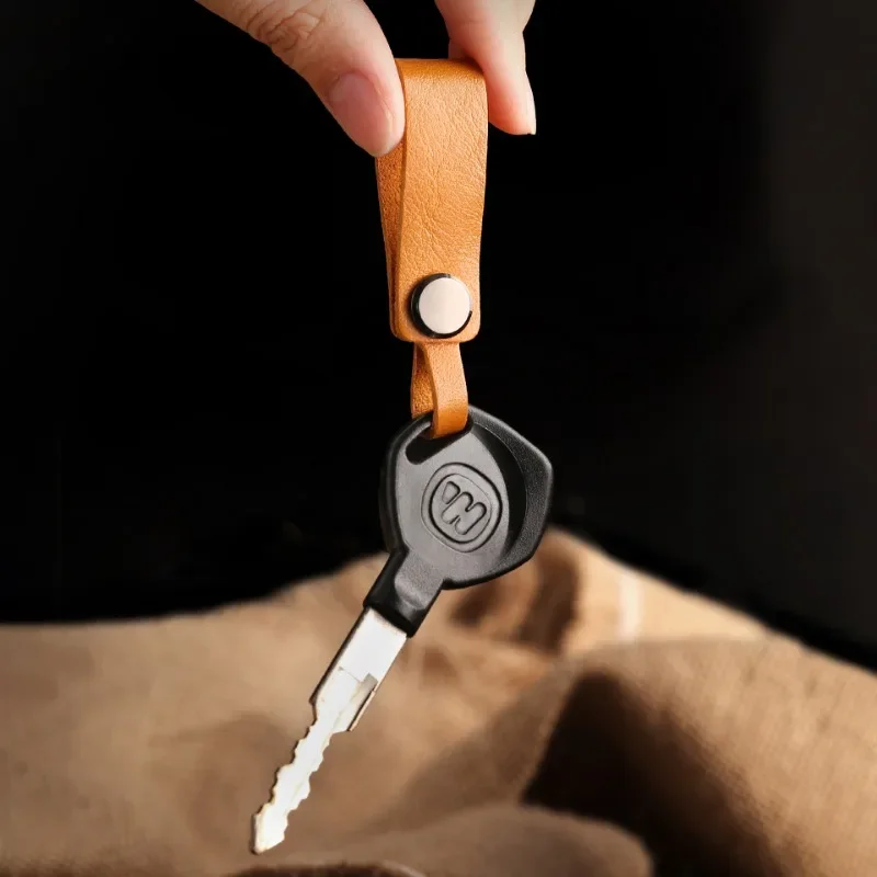 شعار مخصص جلد طبيعي المفاتيح ا - مراجعة Car Accessories Name وسعره